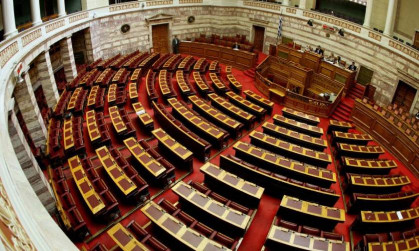 Βουλή: Άγρια αντιπαράθεση για αξιολόγηση και διαπραγμάτευση