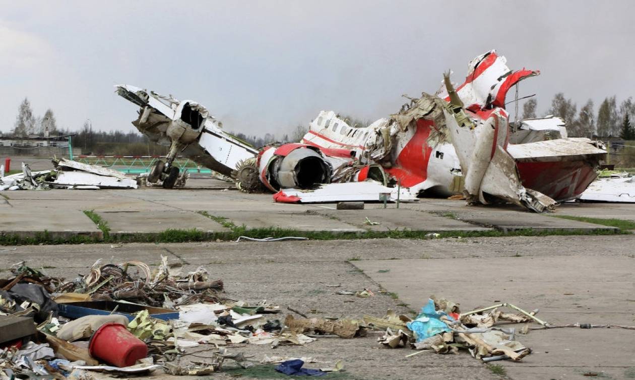 Συγκλονιστική αποκάλυψη: Το προεδρικό αεροσκάφος του Κατσίνσκι «έσπασε σε κομμάτια στον αέρα»