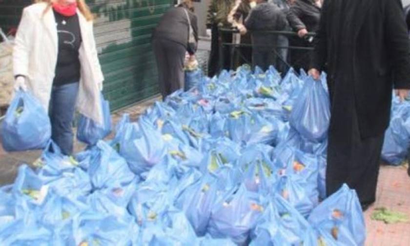 Πάσχα 2017: Το Κέντρο Στήριξης Οικογένειας μοίρασε 16 τόνους τροφίμων