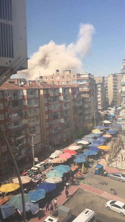 ΕΚΤΑΚΤΟ: Ισχυρή έκρηξη στην Τουρκία - Φόβοι για δεκάδες θύματα (Pics+Vids)