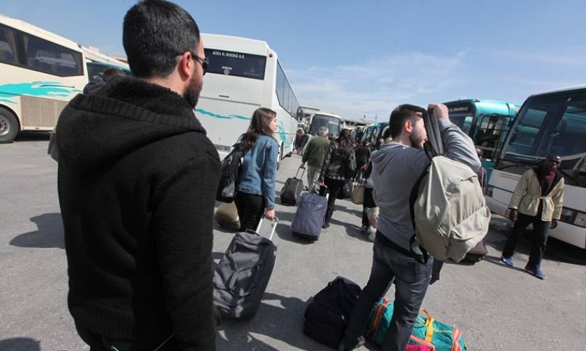 Πάσχα 2017: Με λεωφορεία, τρένα, πλοία και αεροπλάνα εγκαταλείπουν οι Αθηναίοι την πρωτεύουσα