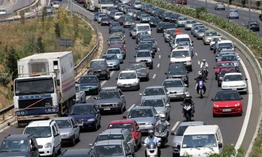 ΤΩΡΑ: Κυκλοφοριακό κομφούζιο στους δρόμους της Αθήνας
