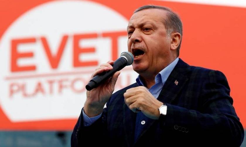 Δημοψήφισμα Τουρκία - DW: Eρντογάν εναντίον Ατατούρκ
