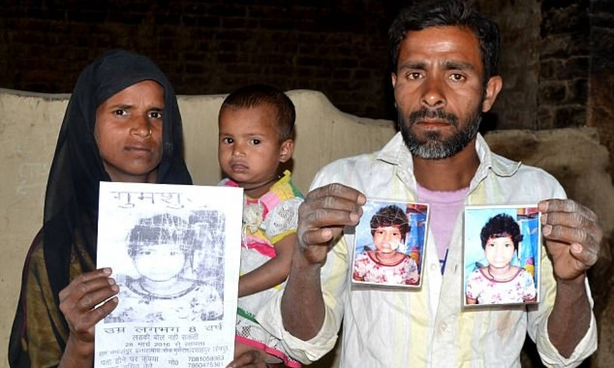 Ινδία: Βρέθηκαν οι γονείς του κοριτσιού «Μόγλης» (pics)