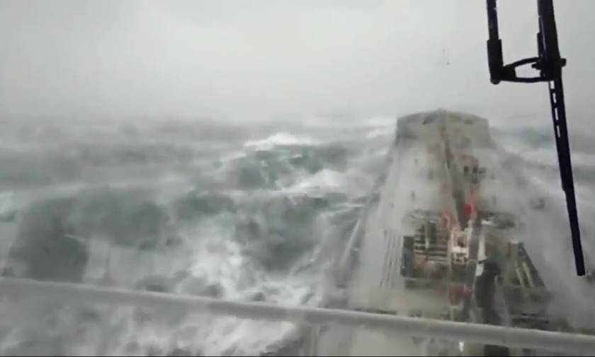 Εμπορικό πλοίο βυθίστηκε στην Μαύρη Θάλασσα - Σε εξέλιξη μεγάλη επιχείρηση διάσωσης