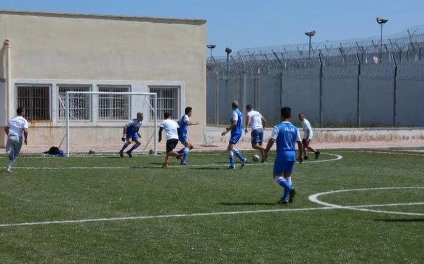 Ένας διαφορετικός ποδοσφαιρικός αγώνας στις φυλακές Δομοκού