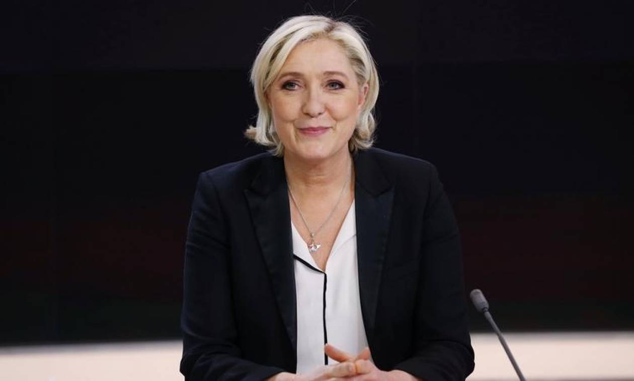 Προεδρικές εκλογές Γαλλία: Αιφνιδιαστική «παραίτηση» Λεπέν από την ηγεσία του Εθνικού Μετώπου