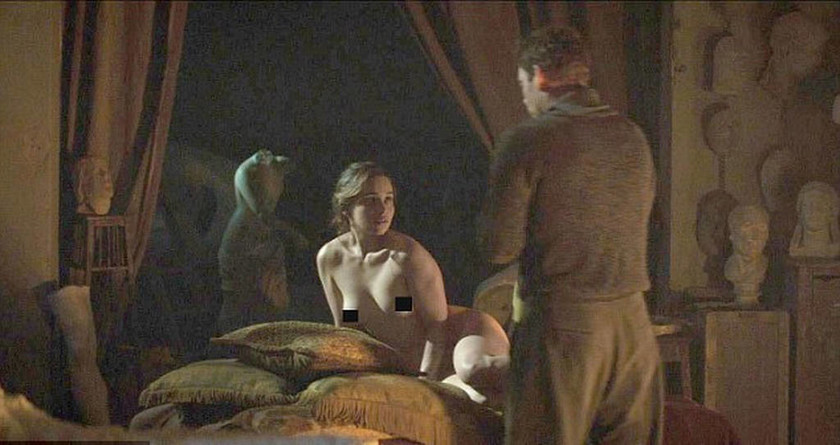 Σάλος με το ακατάλληλο βίντεο της «Καλίσι» από το Game of Thrones: Κάνει «άγριο» σεξ ως νοσοκόμα 