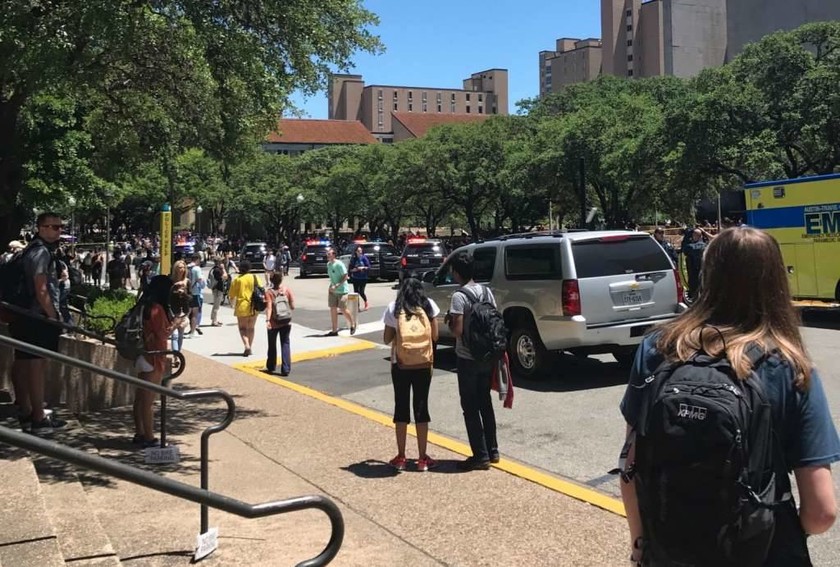 Επίθεση με μαχαίρι στο Πανεπιστήμιο του Τέξας στο Όστιν (pics)