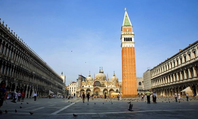 Γιατί η Βενετία απαγόρευσε τα σουβλατζίδικα και τα ταχυφαγεία;