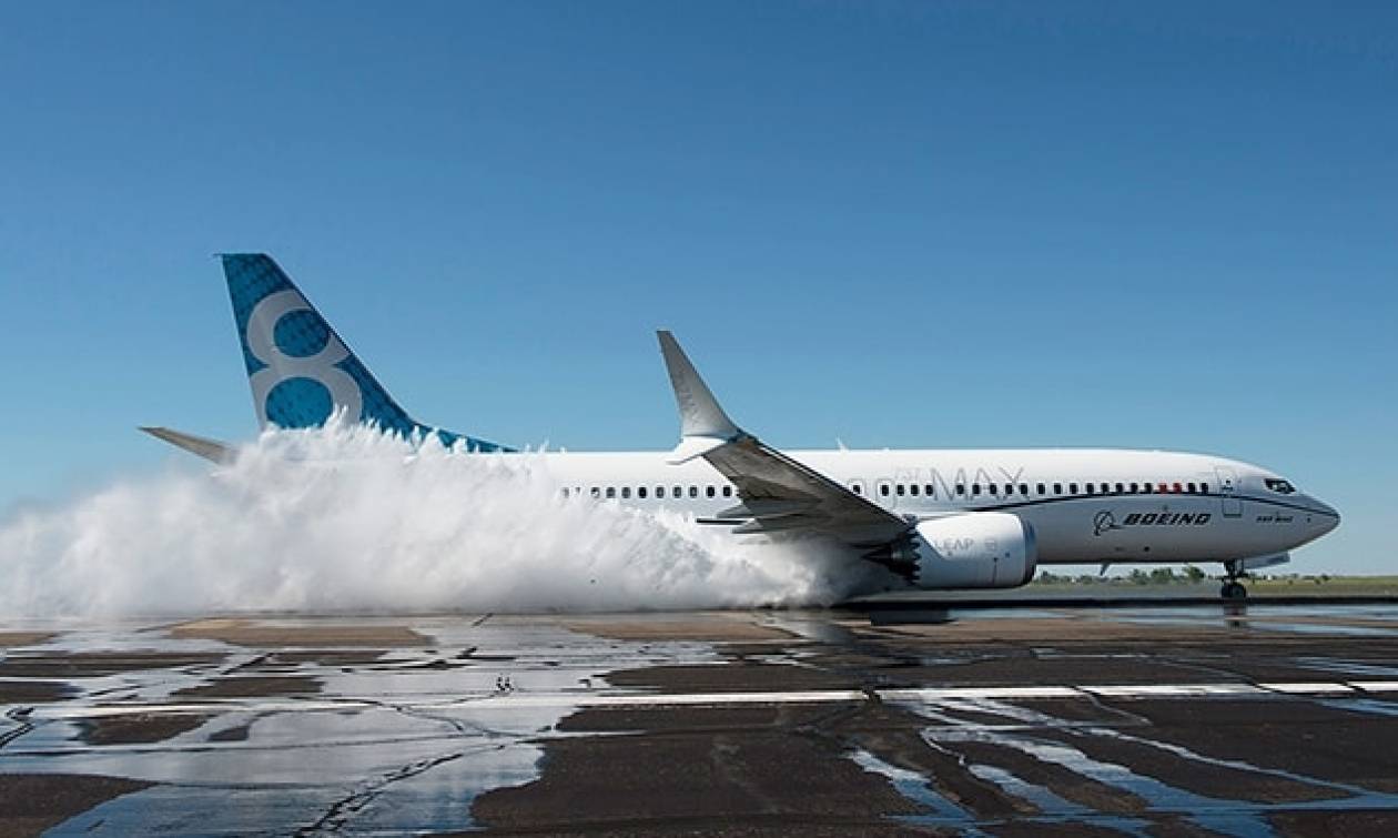 Στο «παρά πέντε» πρόβλημα στους κινητήρες του νέου αεροσκάφους 737 ΜΑΧ της Boeing (Vid)