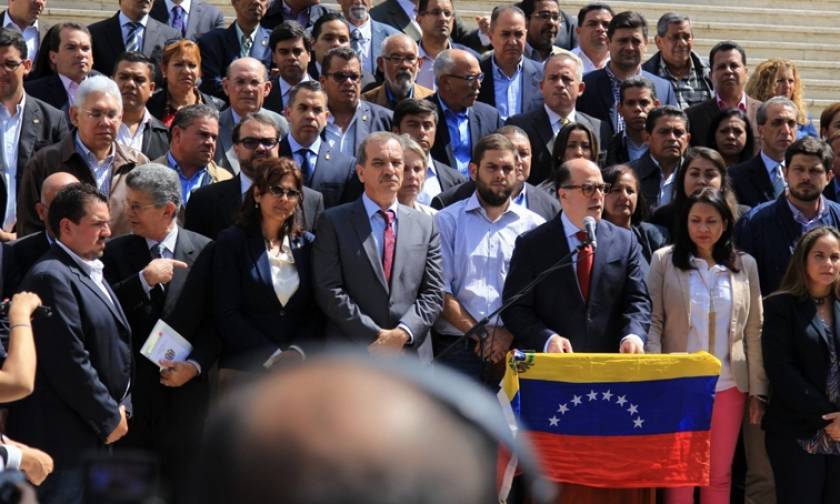 Βενεζουέλα: Η αντιπολίτευση αναζητά υποστήριξη από άλλες λατινοαμερικανικές χώρες