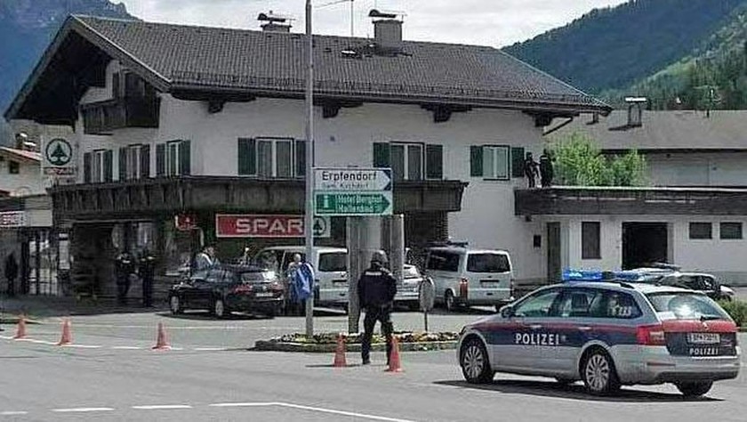 ΕΚΤΑΚΤΟ: Συναγερμός στην Αυστρία: Ένοπλος κρατά ομήρους σε τράπεζα 