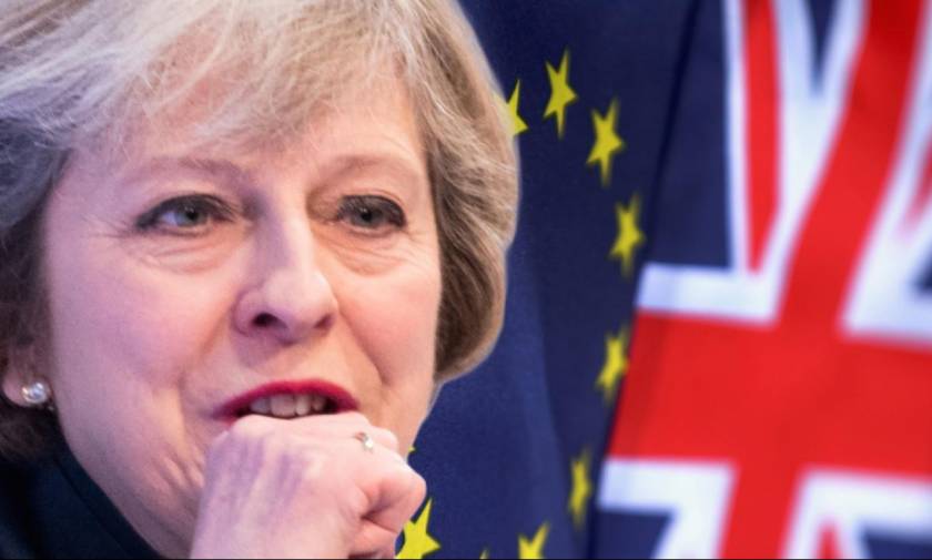 Εκλογές Βρετανία 2017: «Σαρώνει» η Μέι στις δημοσκοπήσεις