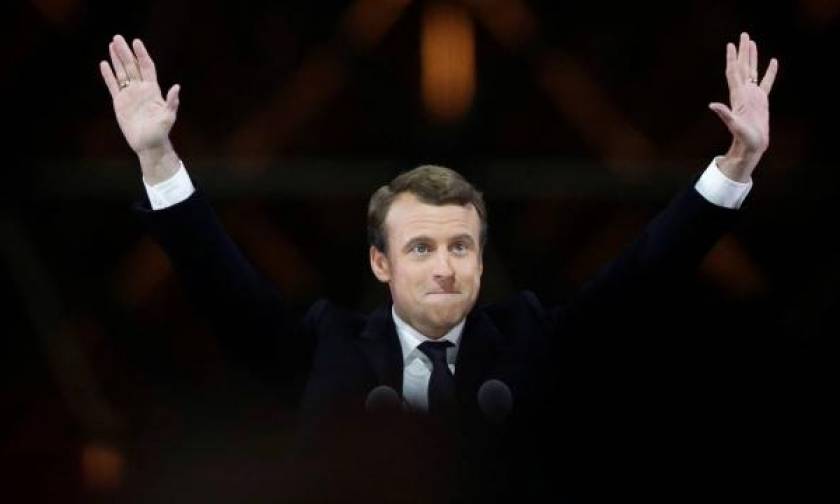 Όλα όσα χρειάζεται να γνωρίζετε για τον Εμανουέλ Μακρόν που ορκίζεται σήμερα Πρόεδρος της Γαλλίας
