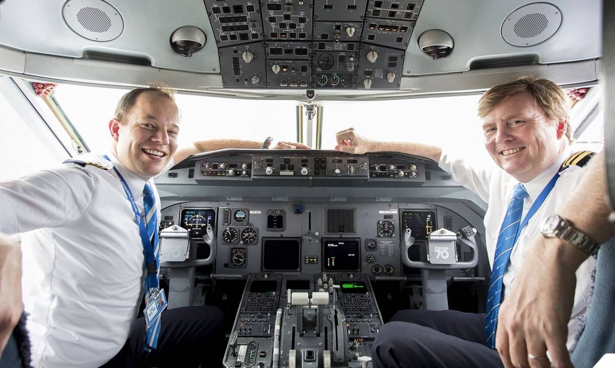 Ποιος πιλοτάρει το αεροσκάφος της πτήσης σας; Κάποιες φορές ο βασιλιάς της Ολλανδίας! (Pics+Vid)