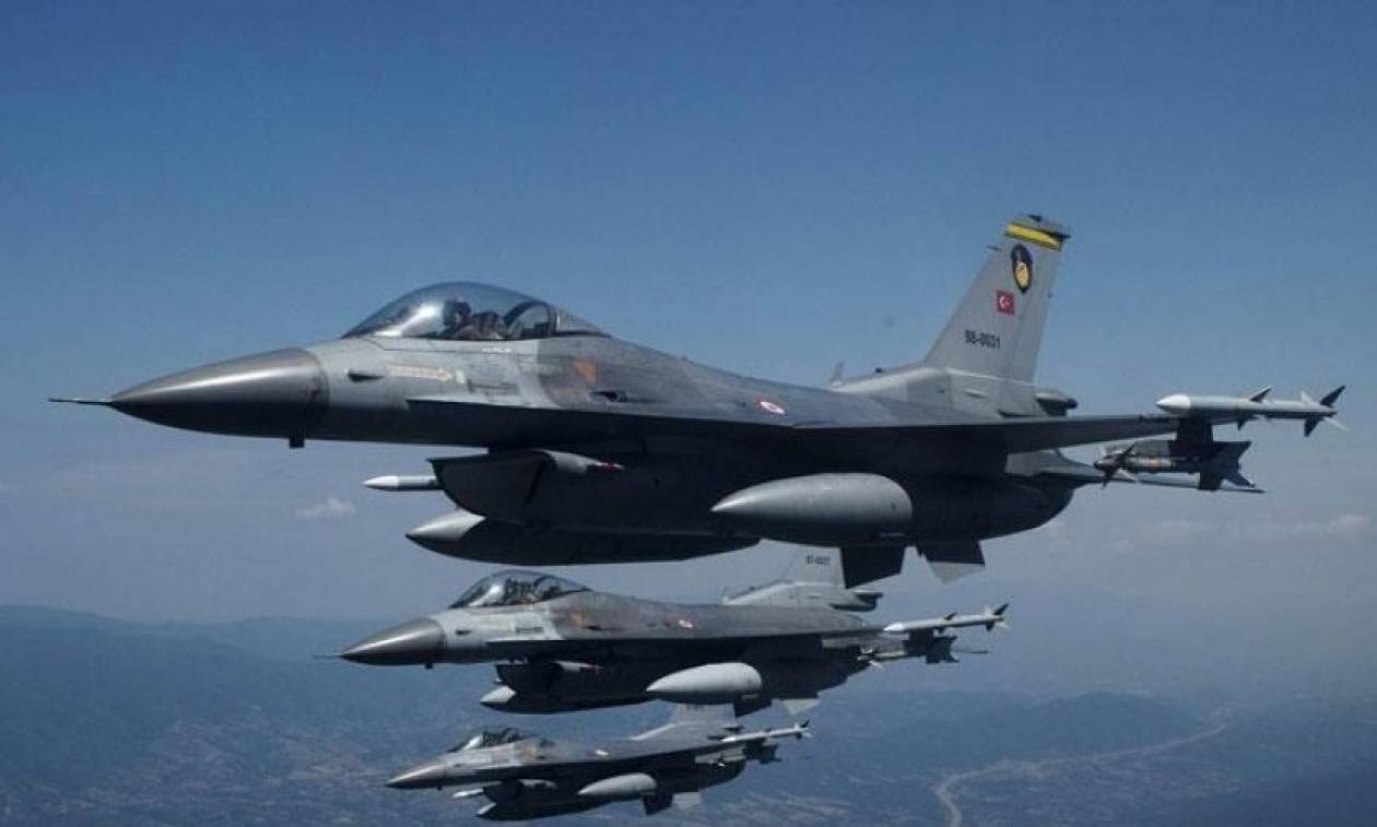«Σουρωτήρι» το Αιγαίο: 57 τουρκικές παραβιάσεις και μία εικονική αερομαχία