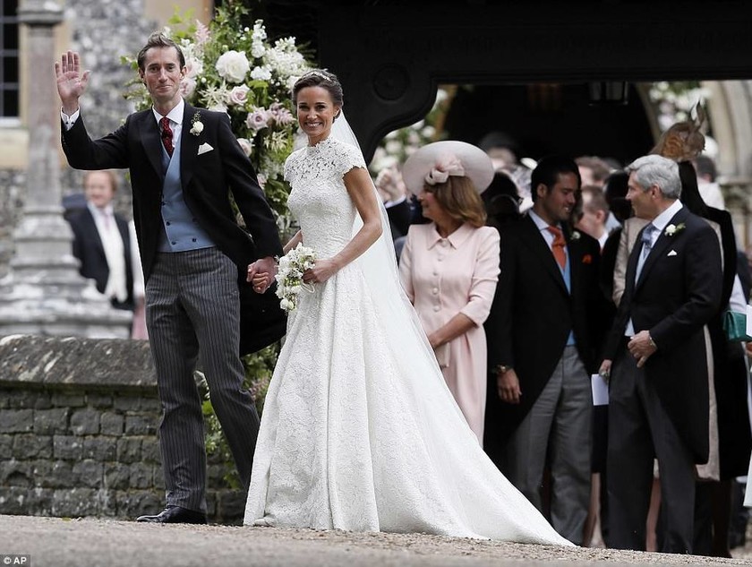 Ο γάμος της χρονιάς: Παντρεύτηκε η Πίπα Μίντλετον (photos)