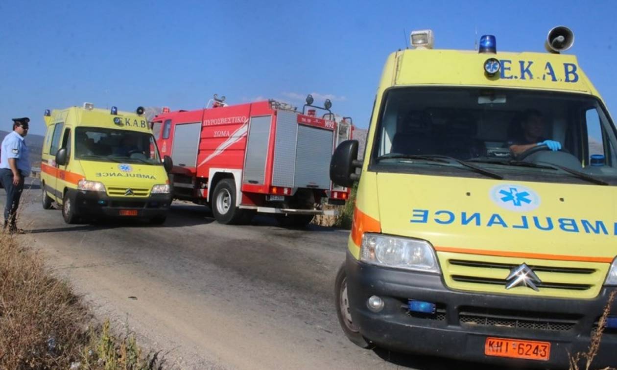 Σοβαρό τροχαίο στην Πάτρα: Αυτοκίνητο έπεσε σε γκρεμό (pic&vids)