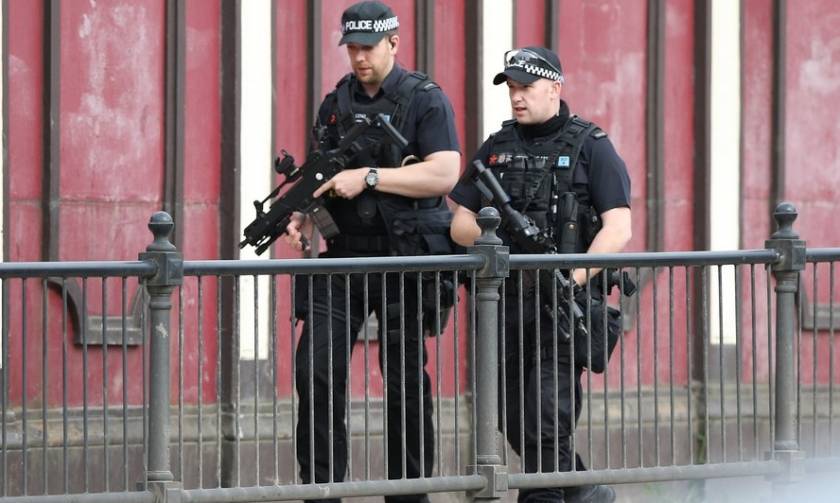 Έκρηξη Manchester: Συνελήφθη 23χρονος που σχετίζεται με την τρομοκρατική επίθεση (pics)
