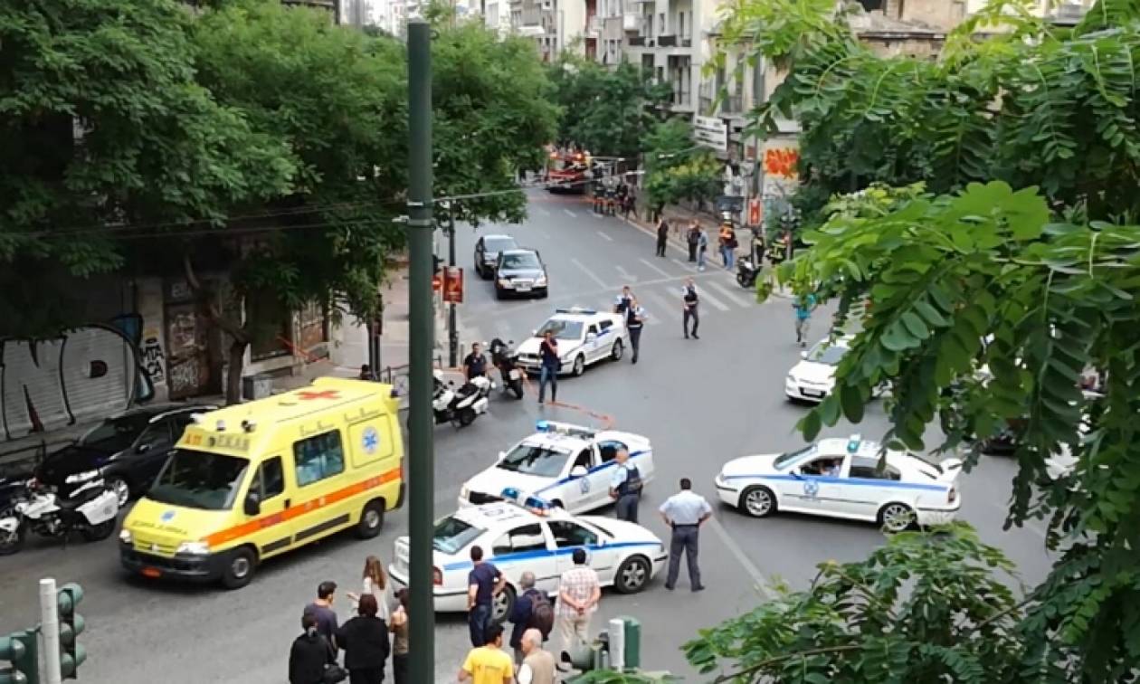 Τρομοκρατική επίθεση: Τον Λουκά Παπαδήμο επισκέπτεται στον Ευαγγελισμό ο Προκόπης Παυλόπουλος