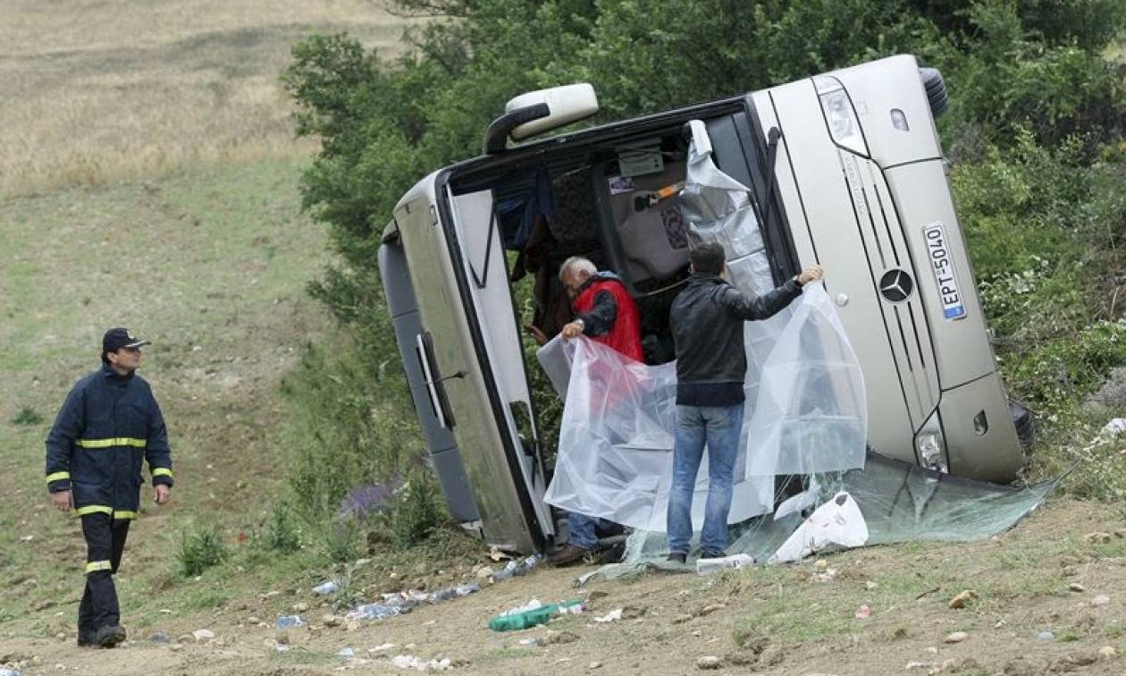 Ανατροπή λεωφορείου στις Σέρρες: Νοσηλεύονται 21 τραυματίες