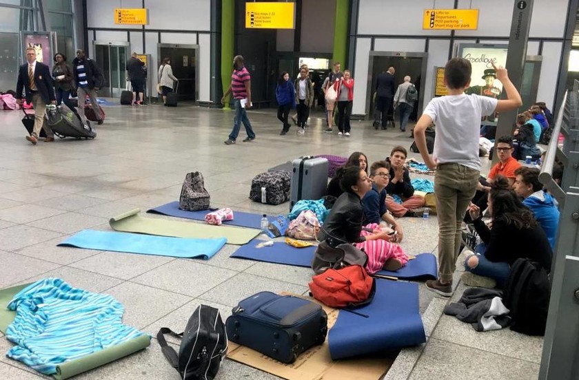 Χάος στο αεροδρόμιο Χίθροου: Τρίτη ημέρα ταλαιπωρίας των επιβατών της British Airways (Pics)