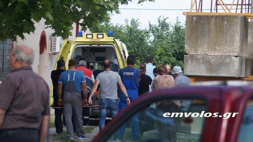 Τραγωδία στο Παλαιοχώρι: Νεκρός επίτροπος που έπεσε από οροφή εκκλησίας (vid)