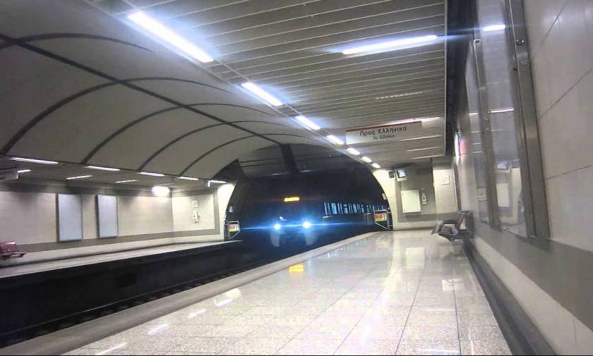 Κλειστοί οι σταθμοί του μετρό «Ν. Κόσμος» και «Άγ. Ιωάννης» - Άνδρας μέσα στο τούνελ