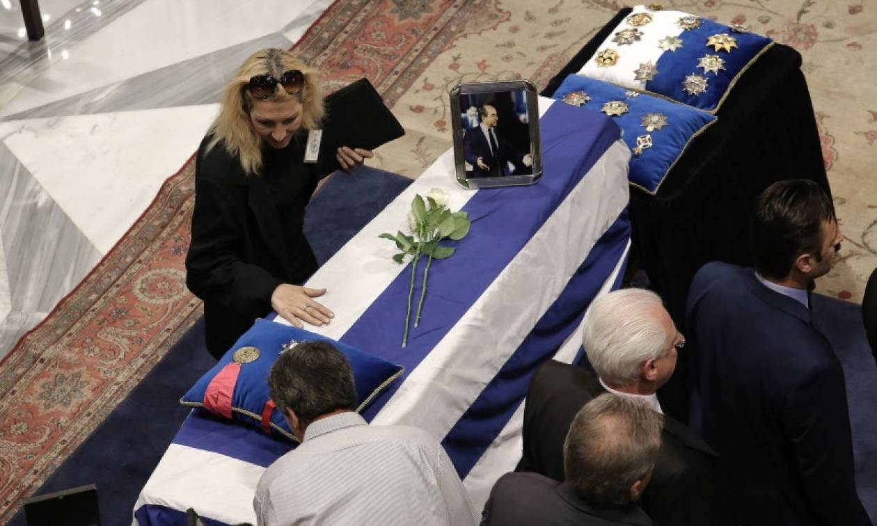 Κηδεία Μητσοτάκη: Αυτά είναι τα παράσημα με τα οποία είχε τιμηθεί (photos)