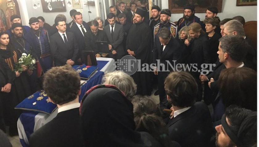 Κηδεία Μητσοτάκη: Η Κρήτη «αποχαιρετά» τον Ψηλό (pics&vid)