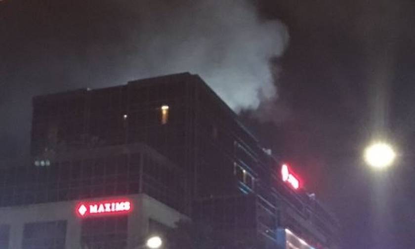 Πυροβολισμοί και ισχυρές εκρήξεις σε μεγάλο ξενοδοχείο στη Μανίλα (pics+vid)