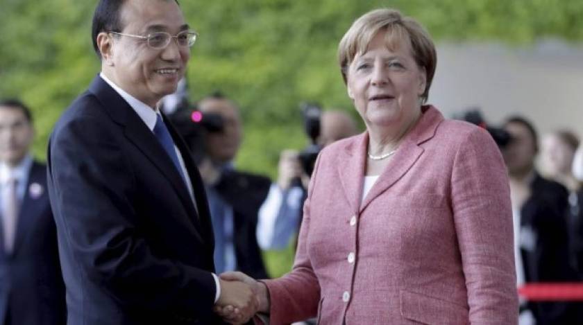 Η επενδυτική συμφωνία ΕΕ-Κίνας στο επίκεντρο των συνομιλιών Μέρκελ-Κετσιάνγκ