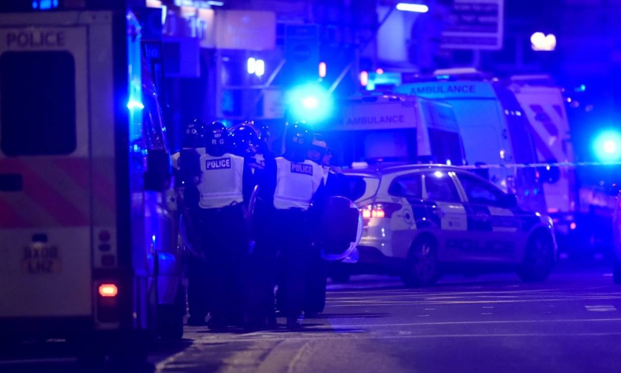 Επίθεση Λονδίνο: Τρεις ταυτόχρονες επιθέσεις - Υπάρχουν νεκροί - Δεκαπέντε έως είκοσι τραυματίες