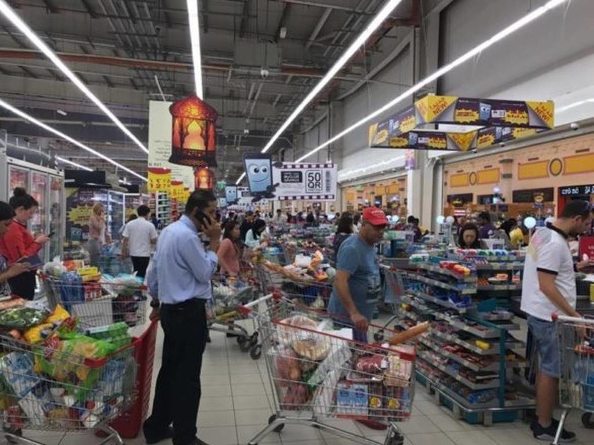 Κατάρ: Σε κατάσταση πανικού οι κάτοικοι - Aδειάζουν τα ράφια των σούπερ μάρκετ