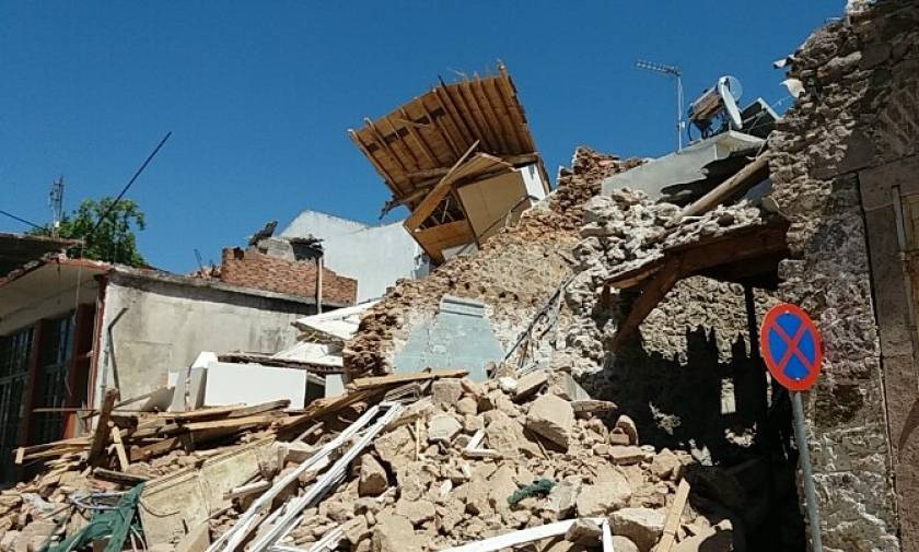 Σεισμός Μυτιλήνη: Το Newsbomb.gr στη Βρίσα (photos-videos)