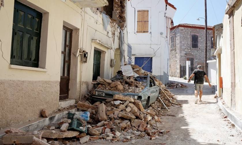 Σεισμός Μυτιλήνη - Σπίρτζης: Από τα 254 σπίτια που ελέγχθηκαν τα 150 έχουν κριθεί ακατοίκητα