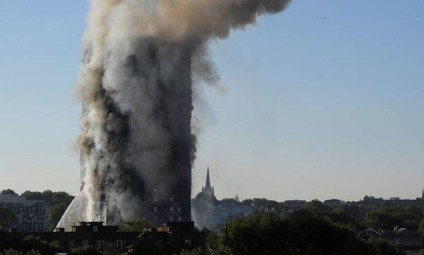 Grenfell Tower: Αύξηση των νεκρών αναμένει η αστυνομία από τη φωτιά στον ουρανοξύστη του Λονδίνου