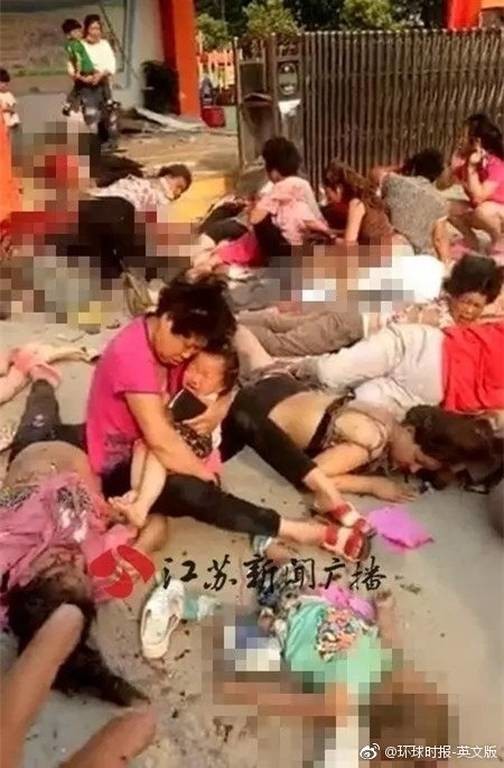 Φονική έκρηξη σε νηπιαγωγείο στην Κίνα (ΠΡΟΣΟΧΗ! ΣΚΛΗΡΕΣ ΕΙΚΟΝΕΣ)
