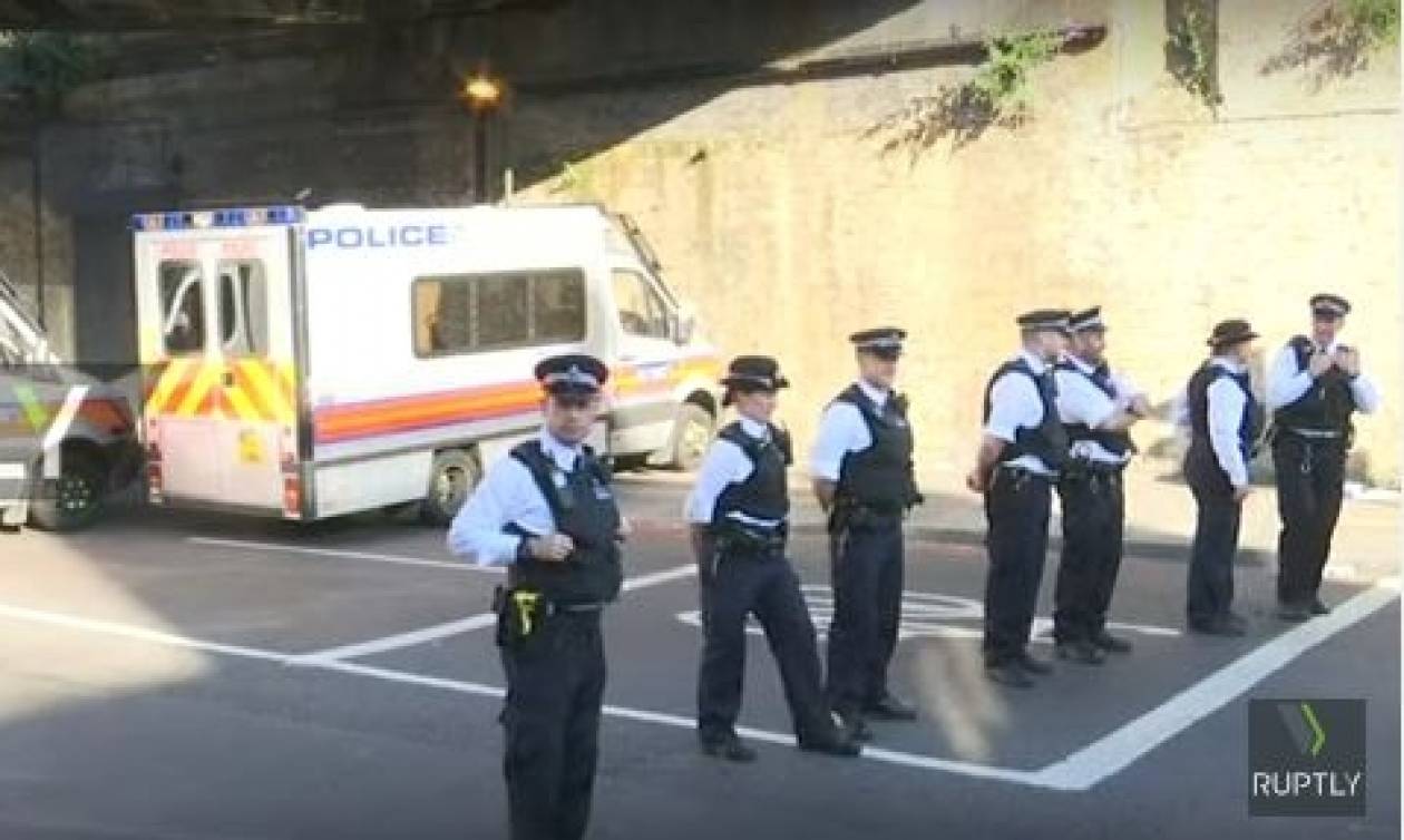 Επίθεση Λονδίνο: Δείτε LIVE εικόνα από το σημείο του τρομοκρατικού χτυπήματος