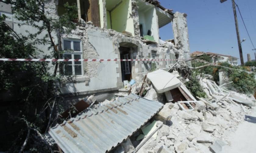 Μυτιλήνη: Στα 690 τα κτήρια που κρίθηκαν ακατάλληλα μετά το φονικό σεισμό