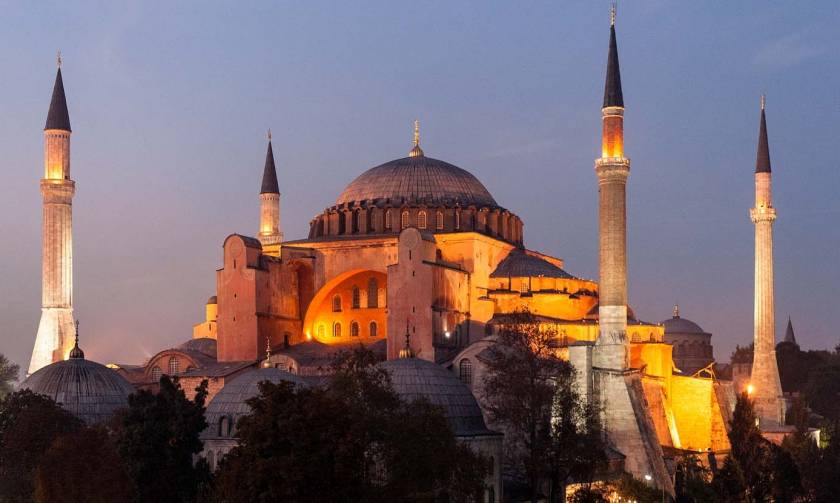 Ασέβεια και πρόκληση από τους Τούρκους: Ανάγνωση του Κορανίου απόψε στη Αγιά Σοφιά