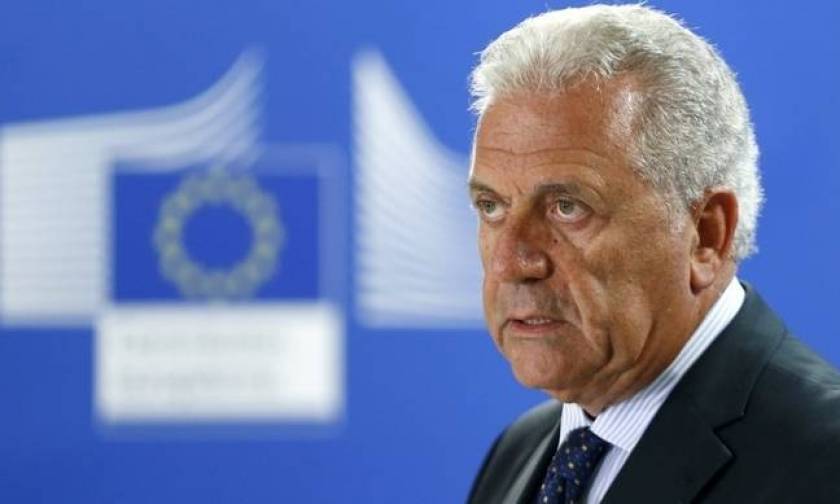 Avramopoulos, Mouzalas call for common European policy for migration