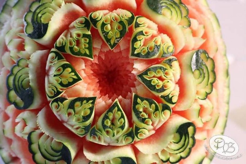 Ντανιέλε Μπαρέζι: Ένας σεφ- «γλύπτης» φρούτων και λαχανικών! (pics)