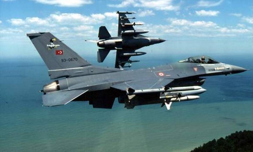 «Σουρωτήρι» το Αιγαίο: Μπαράζ τουρκικών παραβιάσεων και αερομαχίες με την Πολεμική Αεροπορία
