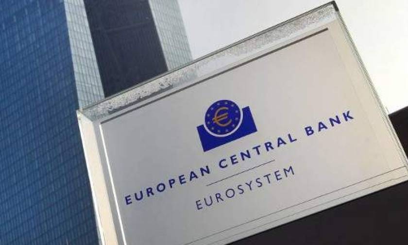 ΕΚΤ: Σοβαρές επιφυλάξεις για τη βιωσιμότητα του ελληνικού χρέους