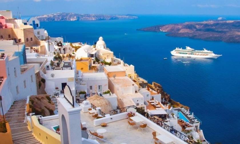 Ελλάδα: Ο πιο δημοφιλής τουριστικός προορισμός και στις κρατήσεις τελευταίας στιγμής