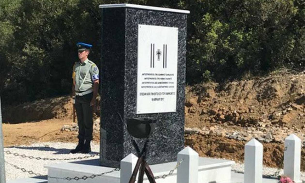 Σαραντάπορο Ελασσόνας: Μνημείο πεσόντων για τα στελέχη που έπεσαν εν ώρα καθήκοντος