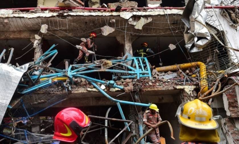 Τραγωδία στο Μπανγκλαντές: Τους 13 έφθασαν οι νεκροί από την έκρηξη καυστήρα (Pics+Vid)
