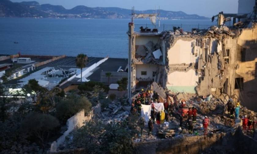 Ιταλία: Νεκροί όλοι οι αγνοούμενοι στην κατάρρευση κτηρίου στη Νάπολη